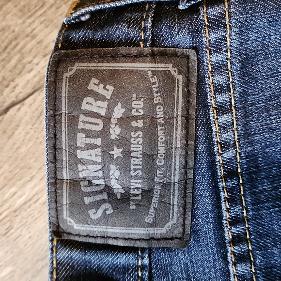 ♨️🌟Host Pick🌟♨️ Levis Signature Low Bootcut Jeans 36x34 - Picture 6 of 8